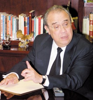 QUIEN DEBA AL SAT, AL BUR� DE CR�DITO