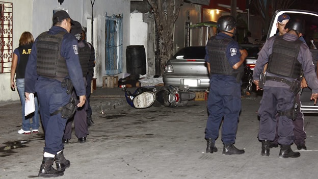 ASESINATO M�LTIPLE EN NUEVO LE�N: 7 MUERTOS