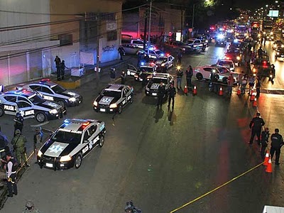 GRUPO ARMADO ATACA CON GRANADAS A NUEVO LE�N