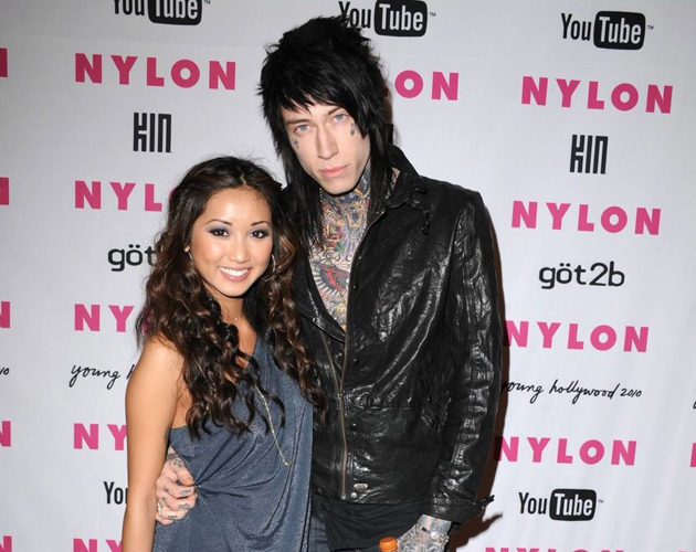 BRENDA SONG Y TRACE CYRUS ESPERAN SU PRIMER HIJO