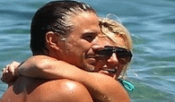 BRITNEY SPEARS SE COMPROMETE CON SU NOVIO JASON TRAWICK