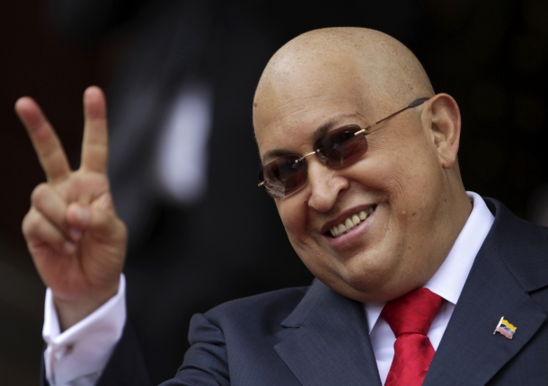 HUGO CHÁVEZ NIEGA INTERNACIÓN: 'ESTOY BIEN'