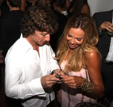 COLATE LE METE EL CUERNO A PAULINA RUBIO