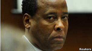DECLARAN CULPABLE A CONRAD MURRAY DE LA MUERTE DE MICHAEL JACKSON