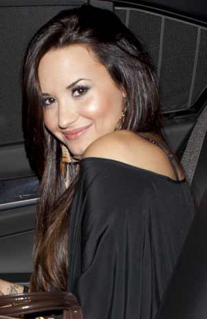 DEMI LOVATO ESTRENA 'SKYSCRAPER' SU PRIMER SENCILLO
