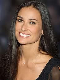 DEMI MOORE HACE BAILE ER�TICO BORRACHA