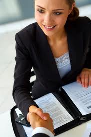 LO QUE NO DEBES VESTIR PARA UNA ENTREVISTA LABORAL