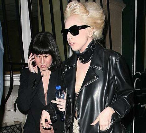 DEMANDAN A LADY GAGA POR EXPLOTACI�N DE EMPLEADOS