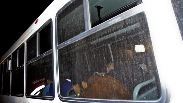 HANK RHON CON POSESI�N DE 78 ARMAS SIN LICENCIA