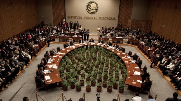 �C�MO DEFINEN LOS PARTIDOS A SUS CANDIDATOS?