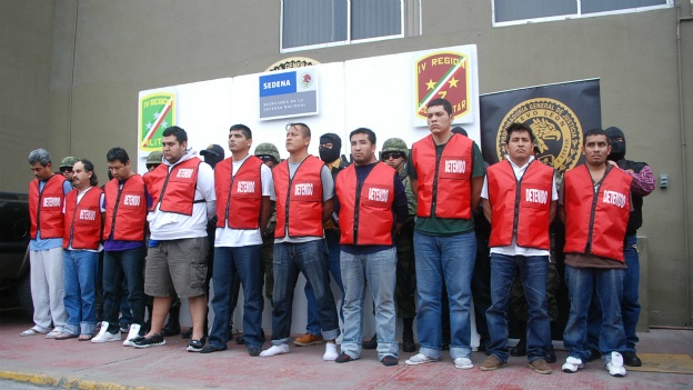 CAEN 10 IMPLICADOS EN MASACRE DE BAR DE MONTERREY