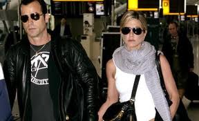 BRAD PITT Y JENNIFER ANISTON JUNTOS EN NAVIDAD