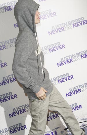 JUSTIN BIEBER GROSERO CON FOT�GRAFOS DE MADRID