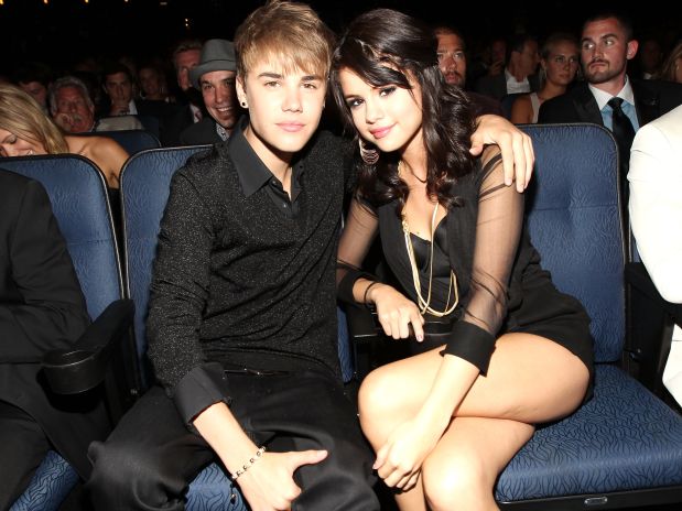 SELENA G�MEZ SUPERA A JUSTIN BIEBER EN VENTA DE DISCOS