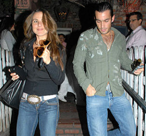 ASEGURAN KATE DEL CASTILLO Y AAR�N D�AZ EST�N EN PROCESO DE DIVORCIO