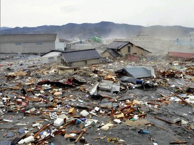FOTOS DE JAP�N ANTES Y DESPU�S DEL TERREMOTO