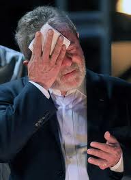 LULA SE SOMETE A QUIMIOTERAPIA PARA TRATAR C�NCER DE LARINGE