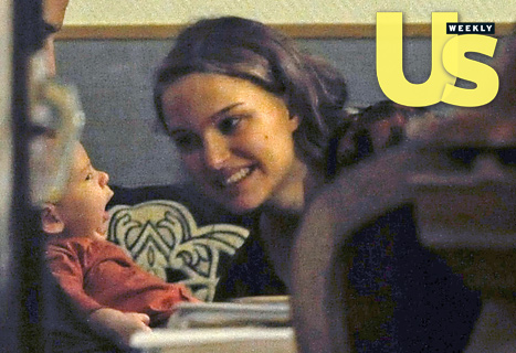FOTOS DEL HIJO DE NATALIE PORTMAN
