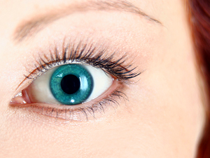 NUEVA TECNOLOG�A L�SER CAMBIA EL COLOR DE TUS OJOS