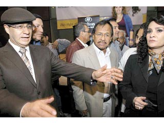 PADIERNA SE POSTULA POR LA DIRIGENCIA NACIONAL DEL PRD