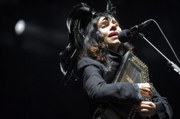 PJ HARVEY GANA POR SEGUNDA VEZ EL PREMIO MUSICAL MERCURY