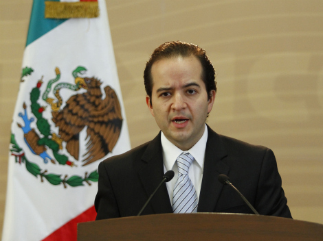 ALEJANDRO POIR� RELEVAR� CARGO DE DIRECTOR DEL CISEN