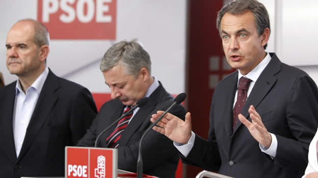 QUI�N SER� SUCESOR DE ZAPATERO TRAS DERROTA ELECTORAL