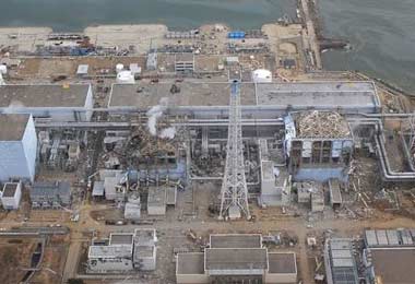 CUATRO REACTORES DE LA CENTRAL DE FUKUSHIMA SER�N DEMOLIDOS
