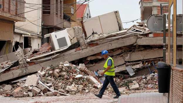 SISMO EN ESPAÑA DEJA NUEVE MUERTOS