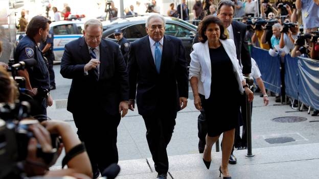 STRAUSS-KAHN QUEDA LIBRE DUDAS SOBRE DENUNCIA DE ABUSO SEXUAL
