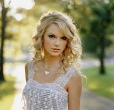 TAYLOR SWIFT 'LA MUJER DEL A�O' SEG�N BILLBOARD