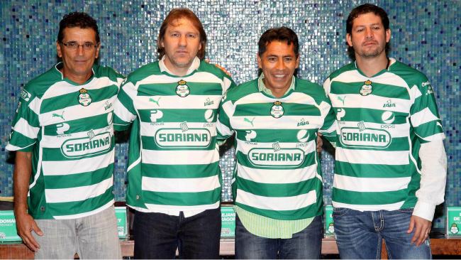 SANTOS DE TORRE�N PRESENTA NUEVO CUERPO T�CNICO