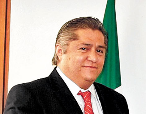 TORRES CHARLES DEJA LA FISCAL�A DE COAHUILA EN PLENA CRISIS DE INSEGURIDAD