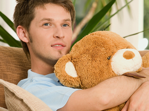 �POR QU� ABRAZAMOS UN PELUCHE CUANDO ESTAMOS TRISTES?