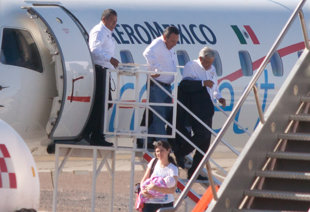 �CU�NTO GASTAN LOS CANDIDATOS EN SUS VUELOS?