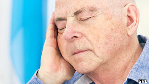 ADULTOS DE LA TERCERA EDAD DUERMEN MEJOR