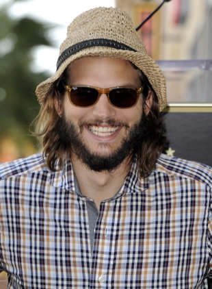 CU�NTO PIDE POR EPISODIO ASHTON KUTCHER