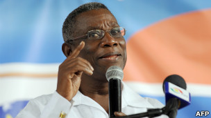 FALLECI� JOHN ATTA MILLS. PRESIDENTE DE GHANA