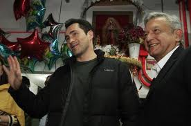 DEMI�N BICHIR APOYA A AMLO