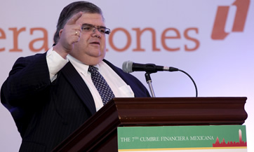 ECONOM�A DE M�XICO CRECER� 3.5%