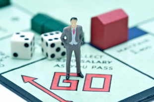 �EL DINERO NOS PUEDE VOLVER MALVADOS?