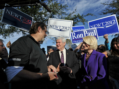 REPUBLICANOS ASISTEN A ELECCIONES PRIMARIAS EN FLORIDA