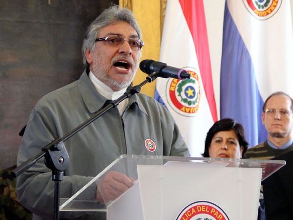 FERNANDO LUGO BUSCAR� LA PRESIDENCIA EN 2013