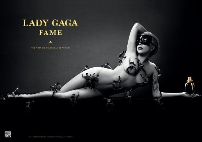 FOTO: LADY GAGA PRESENTA PERFUME SIN ROPA