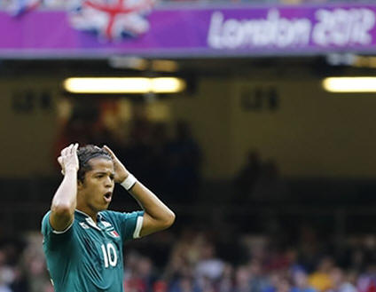 GIO DOS SANTOS SE PIERDE EL ENCUENTRO CON BRASIL