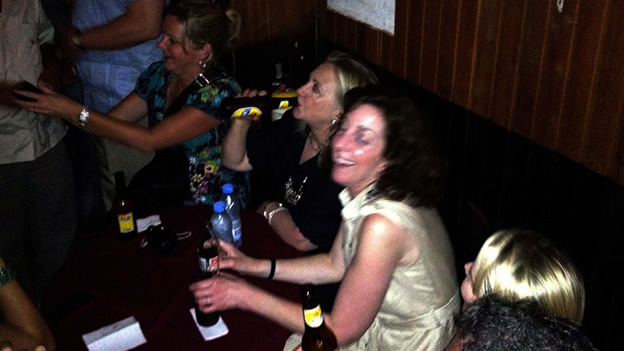 LA FIESTA ALOCADA DE HILLARY CLINTON EN CARTAGENA - FOTOS