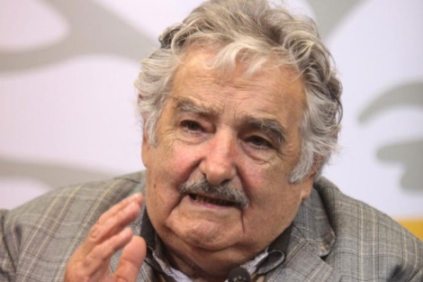CONOCE AL PRESIDENTE MAS POBRE DEL MUNDO