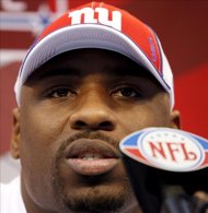 UN NI�O DONA SUS AHORROS POR JUGADOR DE LOS GIANTS