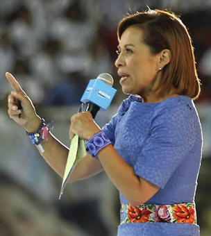 FELIPE CALDER�N EN EL GABINETE DE JOSEFINA V�ZQUEZ MOTA?