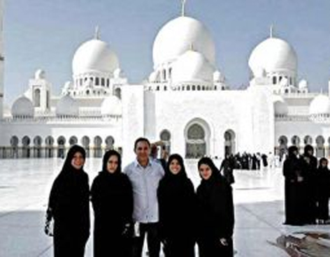 LA POL�MICA FOTO DE LARRAZABAL EN DUBAI